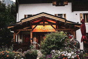 Hotel Hôtel Arveyron cazare Chamonix-Mont-Blanc