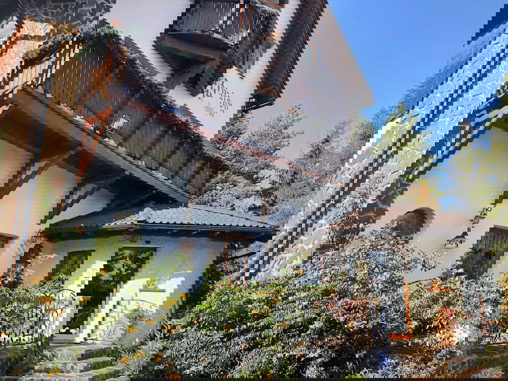 Hotel Penzion Lampas