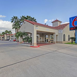 Hotel Motel 6 Edinburg cazare Edinburg