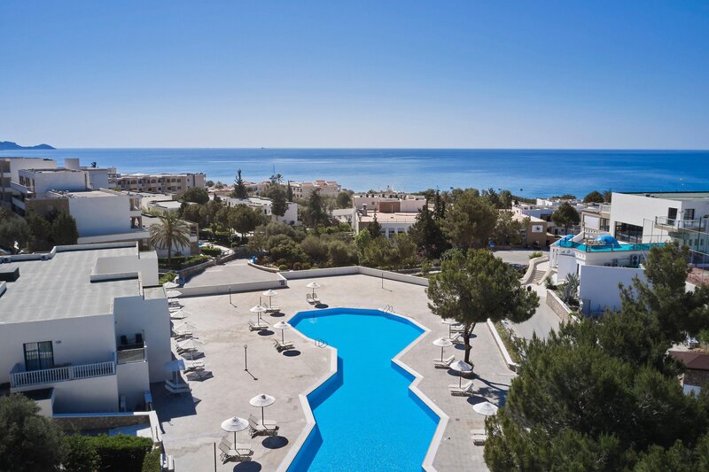 Miraluna Resort