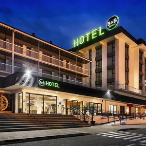 Hotel B&B Hotel Donostia San Sebastián Aeropuerto cazare Basque Country