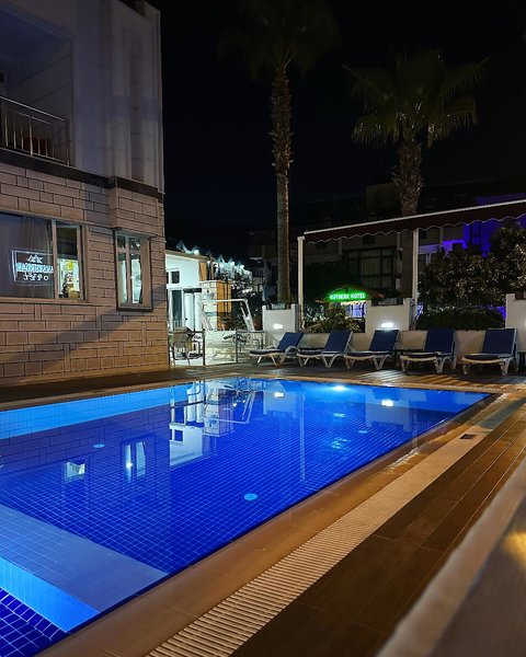 Amsterdam Otel Kemer