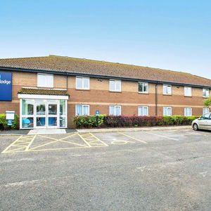 Hotel Travelodge Kinross M90 cazare Kinross