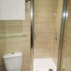 Hotel The Commercial Hotel cazare Wishaw