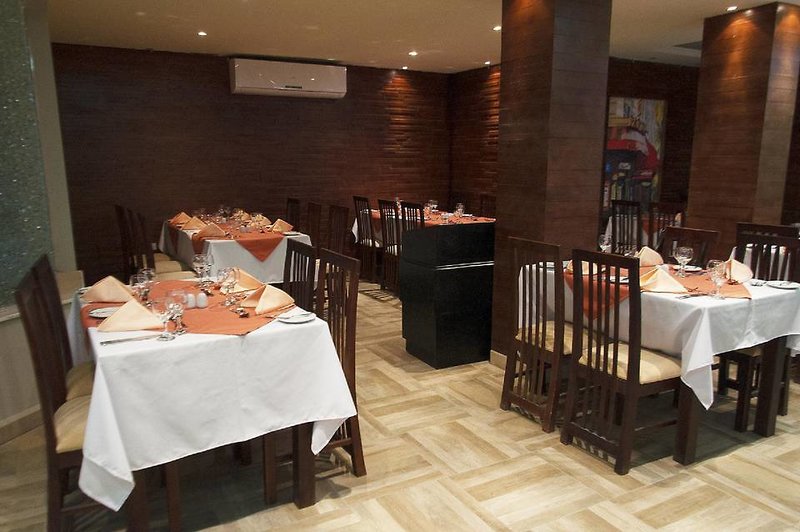 Elaria Hotel