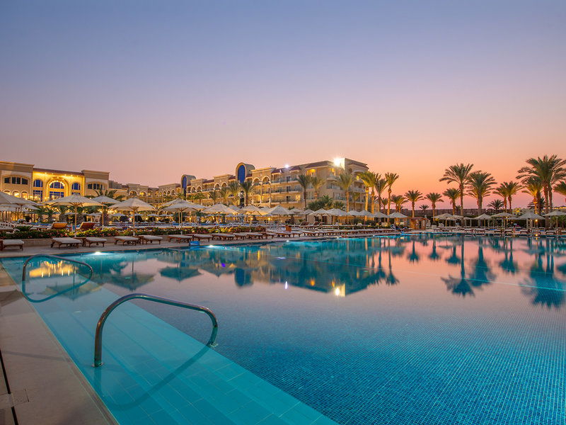 Hotel Premier Le Reve Hotel & Spa