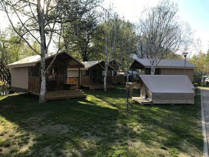 Hotel Orlando In Chianti Glamping Resort