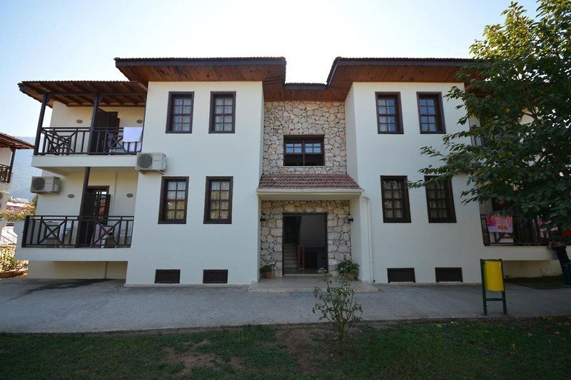Hotel Saray Hotel