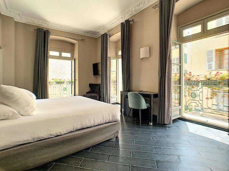 Hotel Pozzo Di Borgo