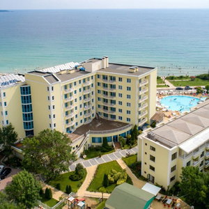 Hotel Perla Beach Holiday Club cazare Primorsko