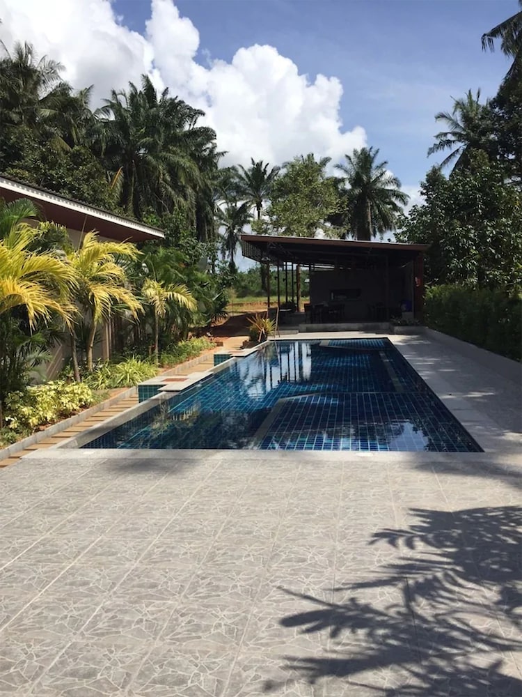 Hotel The Fong Krabi Resort