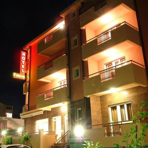 Sejur Garni Hotel Fineso vacanta Budva