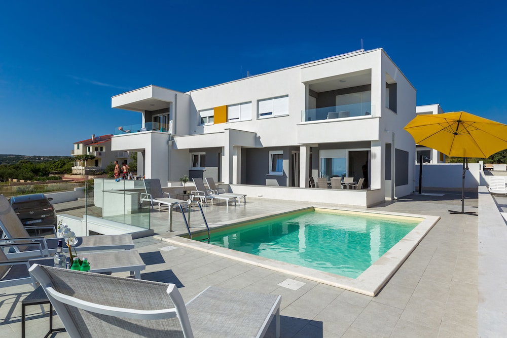Hotel Apartments Villa Dalia