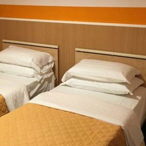 Hotel Twelve Hotel cazare Moncalieri