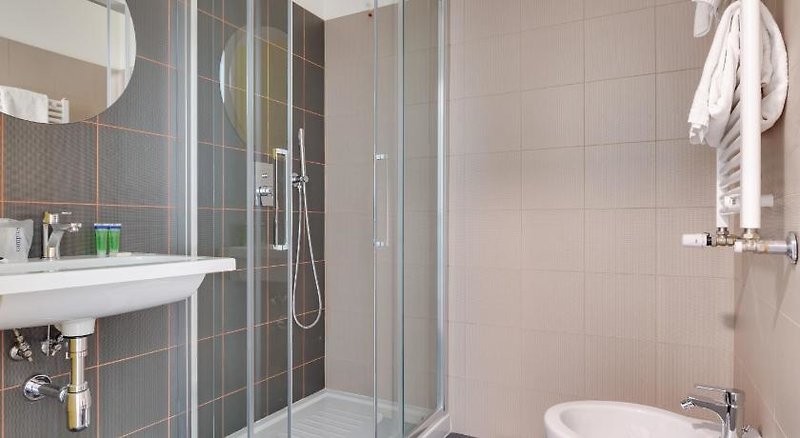 Hotel Camplus Guest Bernini - Casa Per Ferie
