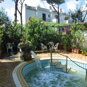 Sejur Europa vacanta Ischia Porto