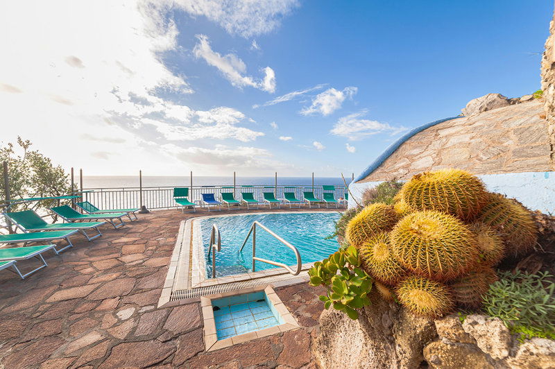 Hotel Punta Chiarito Resort