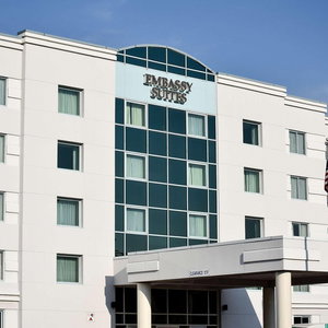 Hotel Embassy Suites Syracuse cazare East Syracuse