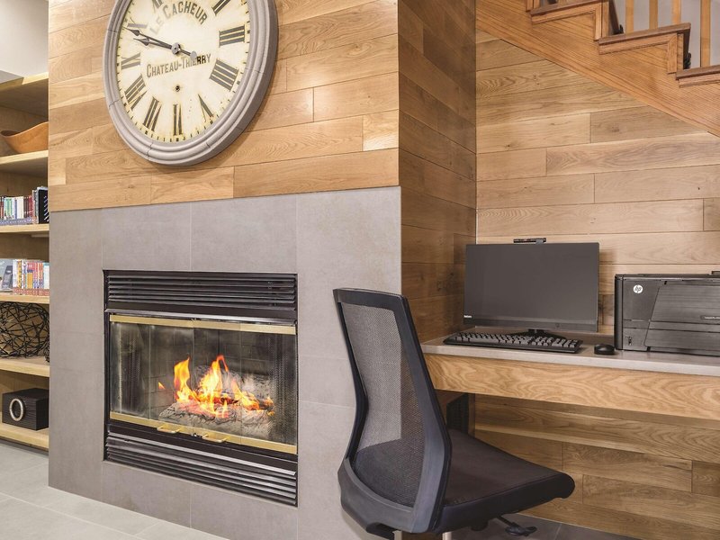 Country Inn & Suites By Radisson, Big Flats (Elmira), Ny