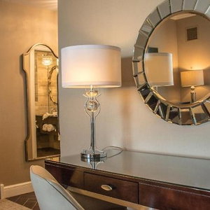 Hotel The Delavan Hotel & Spa cazare Alberta