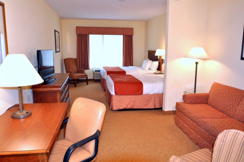Hotel Country Inn & Suites By Radisson Lake George Queensbury Ny