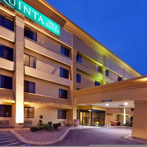 Hotel La Quinta Inn & Suites By Wyndham Plattsburgh cazare Plattsburgh