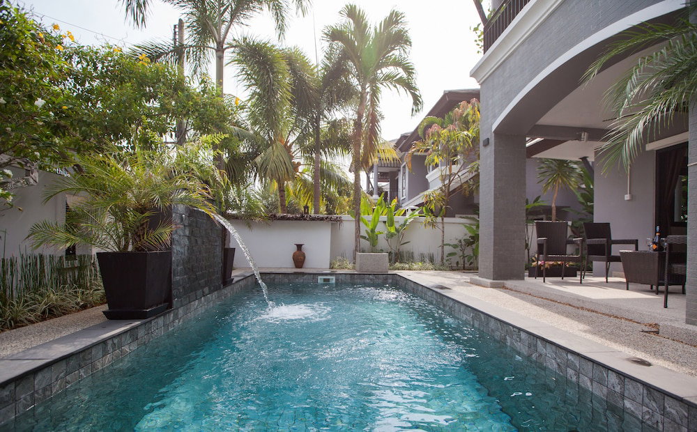 Baan Santhiya Private Pool Villas