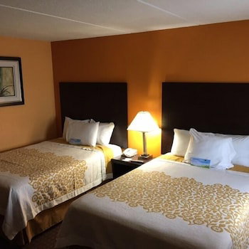 Hotel Days Inn By Wyndham Queensbury/Lake George