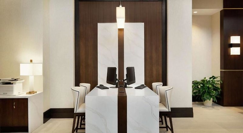 Hotel Embassy Suites By Hilton Syracuse Destiny Usa