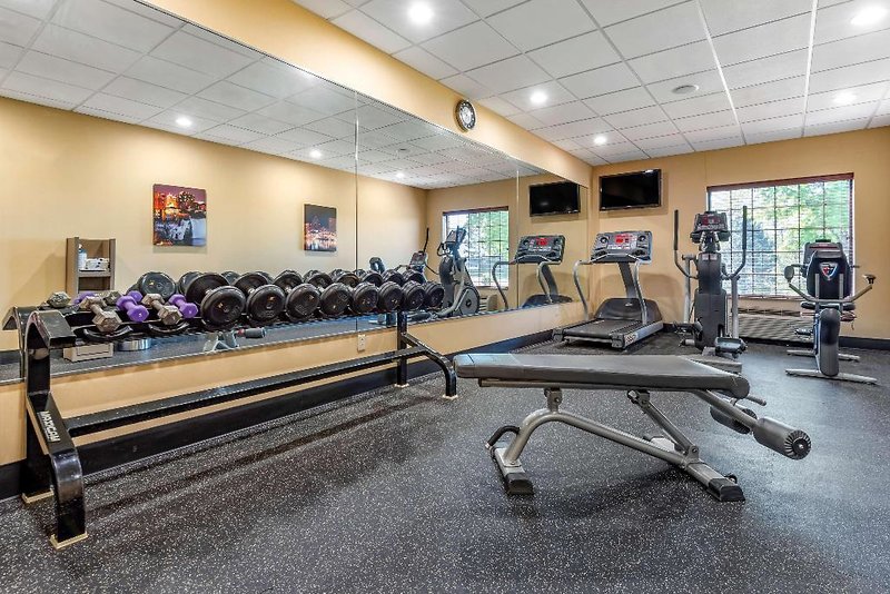 Best Western Plus Victor Inn & Suites