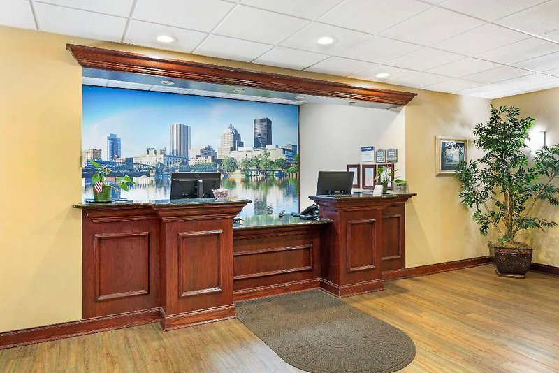 Best Western Plus Victor Inn & Suites
