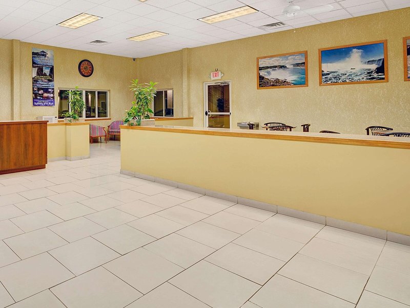 Days Inn Niagara Falls