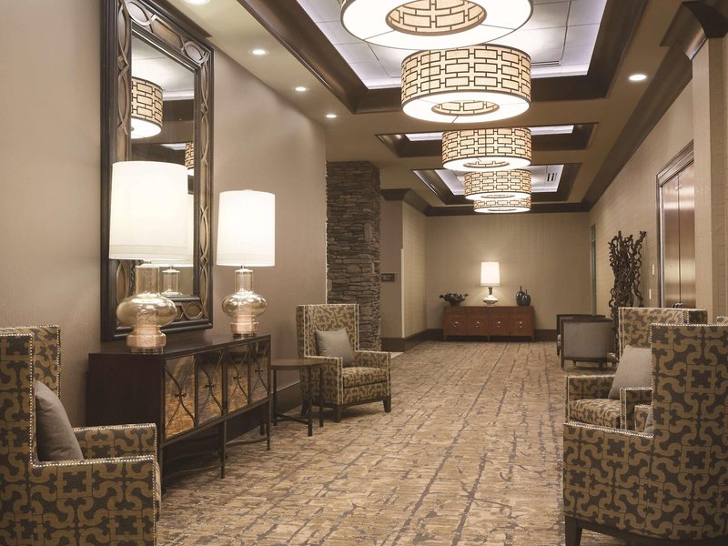 Embassy Suites By Hilton Saratoga Springs