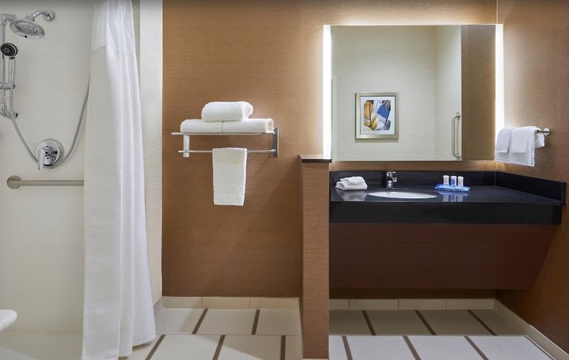Fairfield Inn & Suites Niagara Falls