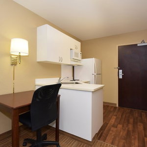 Hotel Extended Stay America Elizabeth Newark Airport cazare Dale