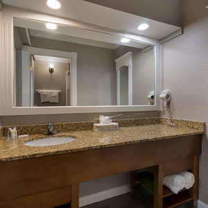 Hotel Comfort Inn & Suites Plattsburgh - Morrisonville cazare Plattsburgh