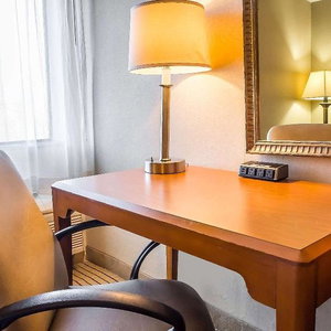 Hotel Quality Inn Spring Valley cazare Spring Valley