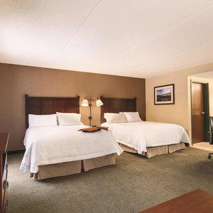 Hotel Hampton Inn & Suites Lake George cazare Lake George