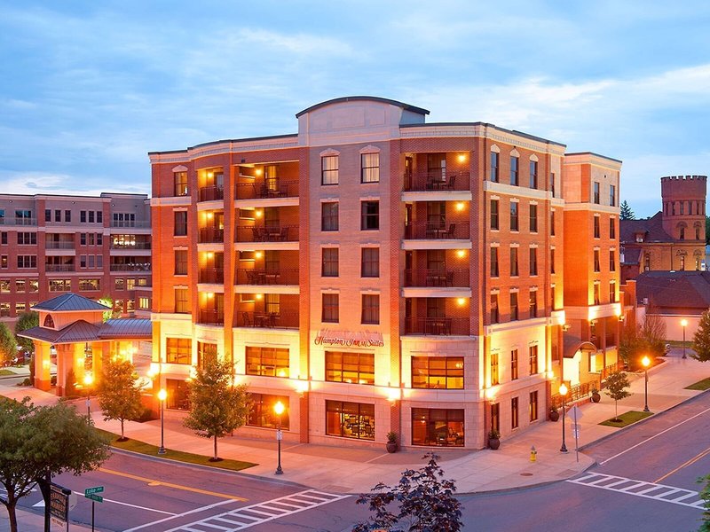 Hampton Inn & Suites Saratoga Springs Downtown