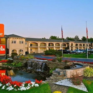 Hotel Econo Lodge At The Falls North cazare Niagara Falls
