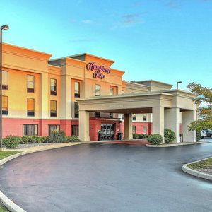 Hotel Hampton Inn Batavia cazare Batavia