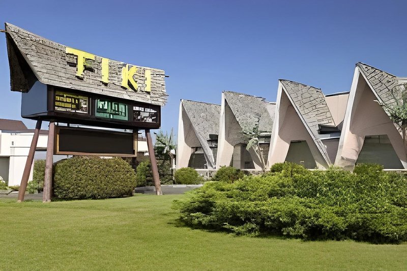 Hotel Tiki Resort