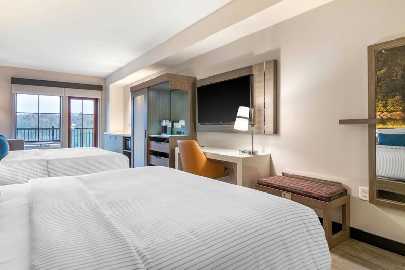 Hotel Cambria Hotel Lake Placid Lakeside Resort