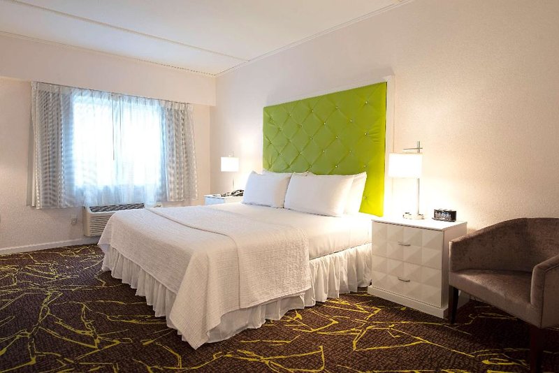 Hotel The Roslyn, Tapestry Collection By Hilton