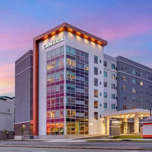 Hotel Cambria Hotel Niagara Falls cazare Niagara Falls