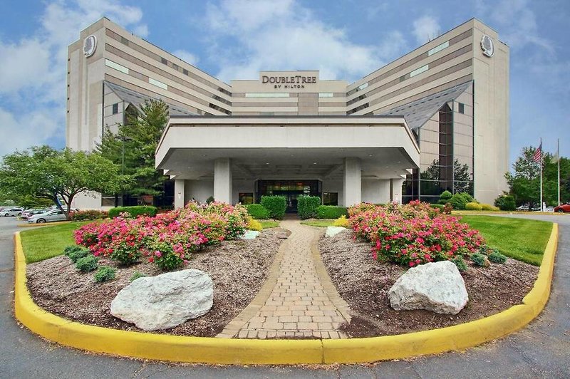Hotel Doubletree By Hilton Hotel Newark Airport