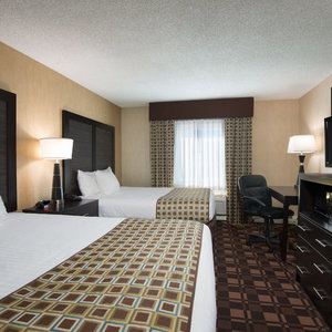 Hotel La Quinta Inn By Wyndham Buffalo Airport cazare Williamsville