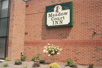 Hotel Meadow Court Inn