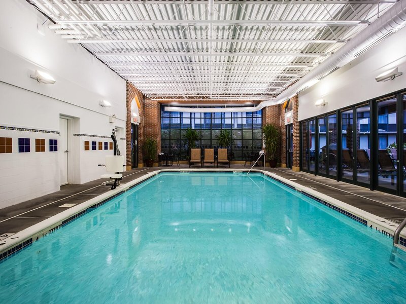 Holiday Inn Saratoga Springs