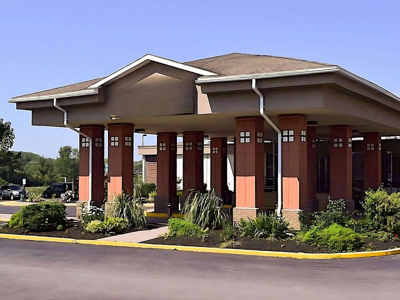 Hotel Quality Inn & Suites East Syracuse - Carrier Circle